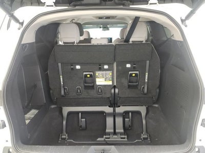 2026 Toyota Sienna LE
