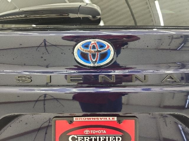 2025 Toyota Sienna XLE