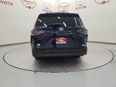 2025 Toyota Sienna XLE