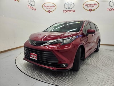 2026 Toyota Sienna XLE