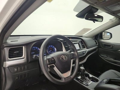 2017 Toyota Highlander LE