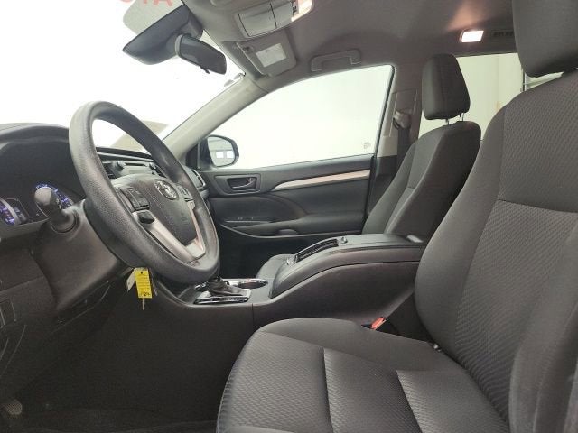 2017 Toyota Highlander LE