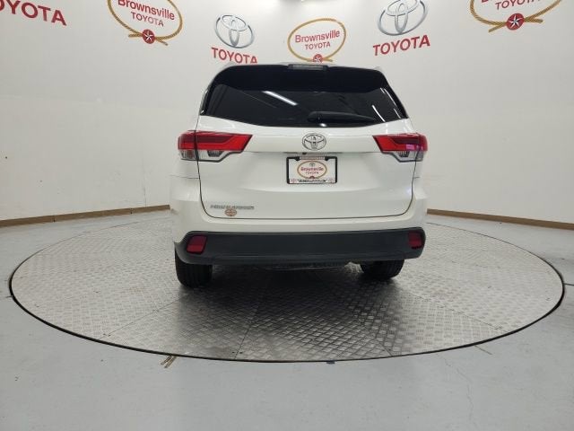 2017 Toyota Highlander LE