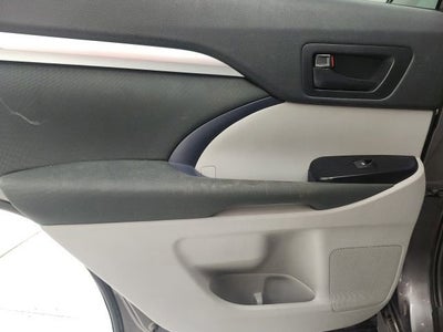 2019 Toyota Highlander LE
