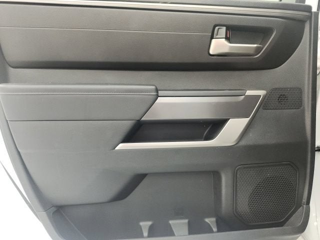 2025 Toyota Tundra 2WD SR5