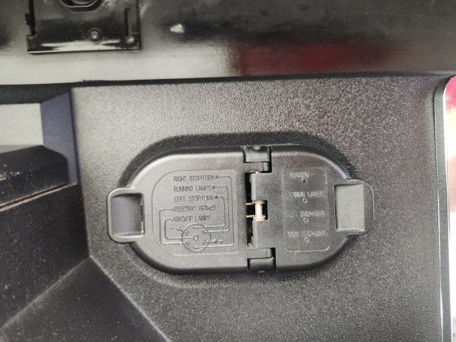 2025 Toyota Tundra 2WD SR5