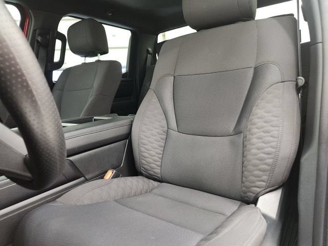 2025 Toyota Tundra 2WD SR5