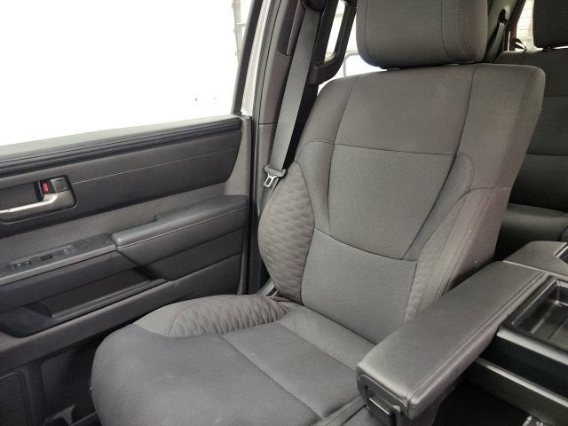 2025 Toyota Tundra 2WD SR5
