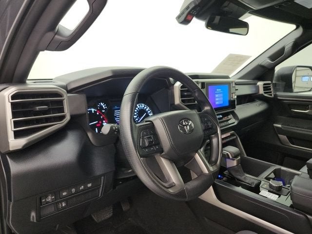 2025 Toyota Tundra 2WD SR5