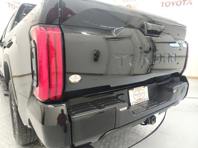 2025 Toyota Tundra 2WD SR5