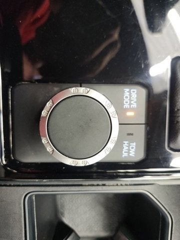 2025 Toyota Tundra 2WD SR5