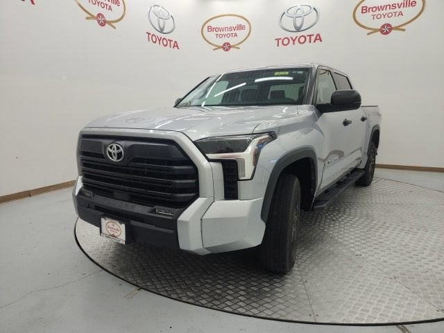 2024 Toyota Tundra 4WD SR5