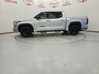 2024 Toyota Tundra 4WD SR5