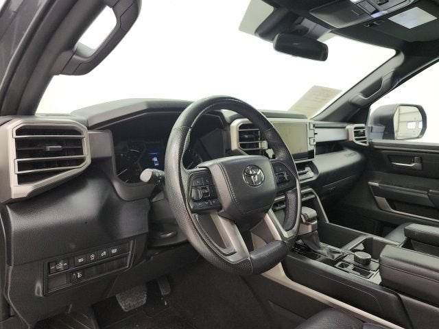 2025 Toyota Tundra 4WD SR5