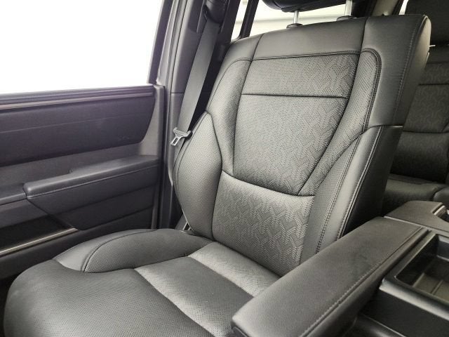 2025 Toyota Tundra 4WD SR5