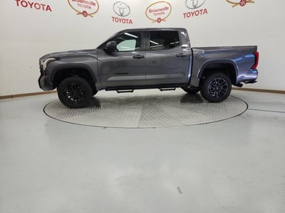 2025 Toyota Tundra 4WD SR5