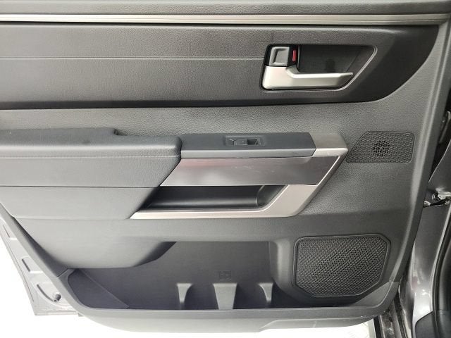2025 Toyota Tundra 4WD SR5