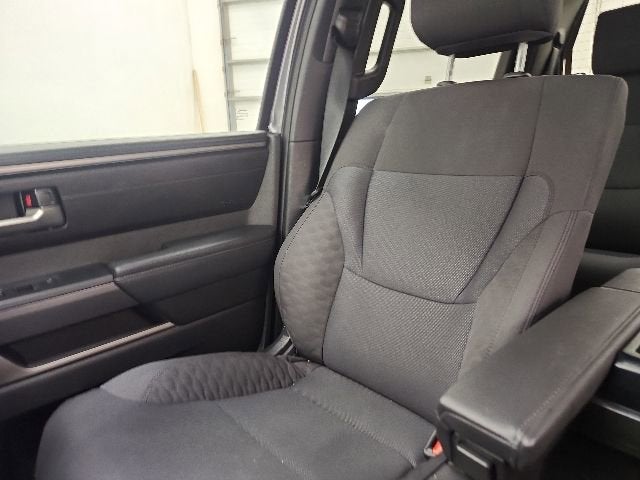 2025 Toyota Tundra 4WD SR5