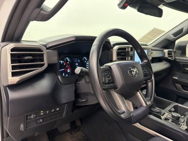 2025 Toyota Tundra 4WD SR5
