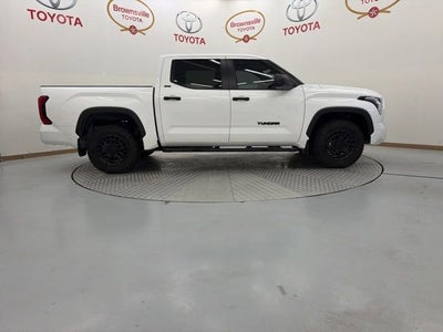 2025 Toyota Tundra 4WD SR5
