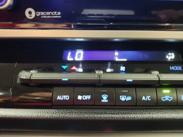 2024 Toyota Tundra 4WD SR5