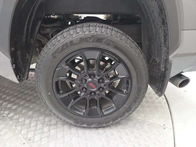 2024 Toyota Tundra 4WD SR5