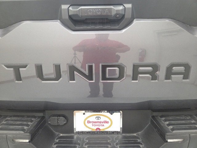 2024 Toyota Tundra 4WD SR5