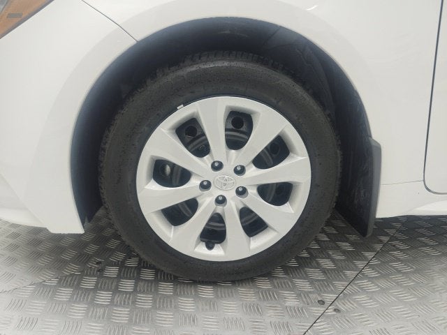 2027 Toyota Corolla LE