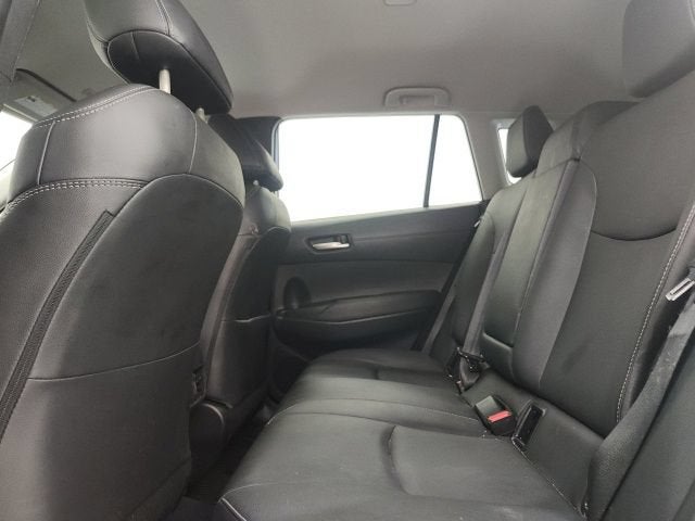 2025 Toyota Corolla Cross XLE