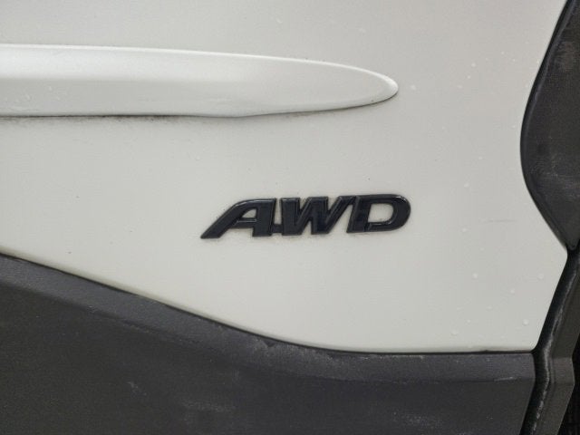 2024 Toyota Corolla Cross Hybrid SE