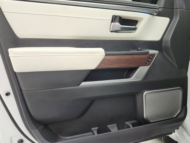 2024 Toyota Sequoia Capstone