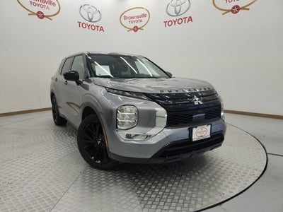 2022 Mitsubishi Outlander SE