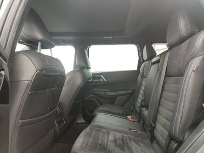 2022 Mitsubishi Outlander SE