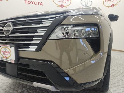 2024 Nissan Rogue Platinum