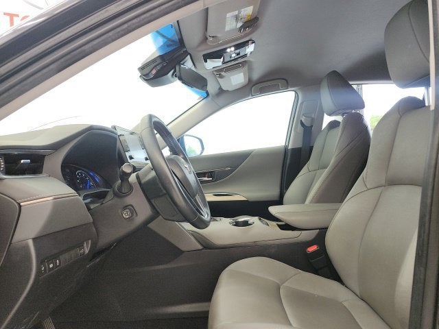 2022 Toyota Venza XLE