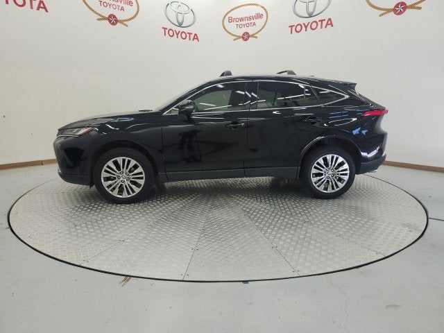 2022 Toyota Venza XLE