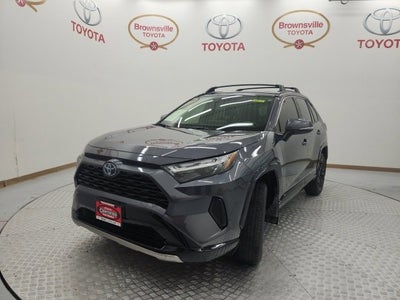 2022 Toyota RAV4 Hybrid SE
