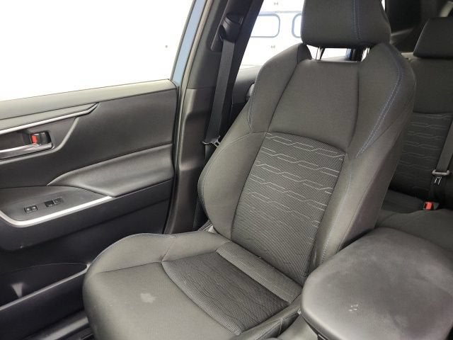 2025 Toyota RAV4 Hybrid SE