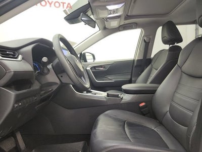 2025 Toyota RAV4 Hybrid XLE Premium