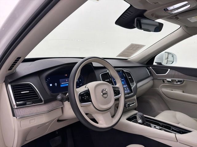 2025 Volvo XC90 Plus