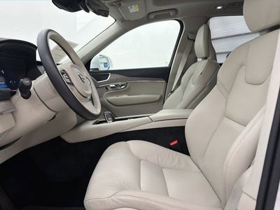 2025 Volvo XC90 Plus