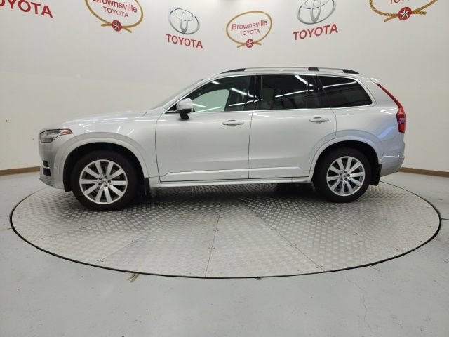 2019 Volvo XC90 Momentum